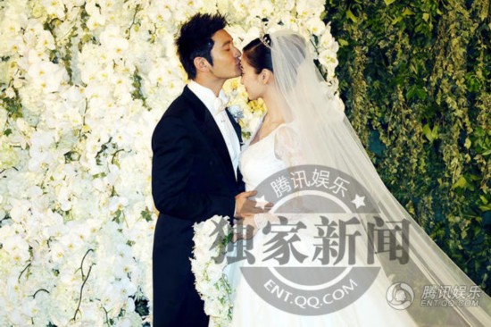 黃曉明與Angelababy，明星情侶的浪漫婚禮，黃曉明與Angelababy的夢(mèng)幻婚禮，明星情侶的浪漫瞬間