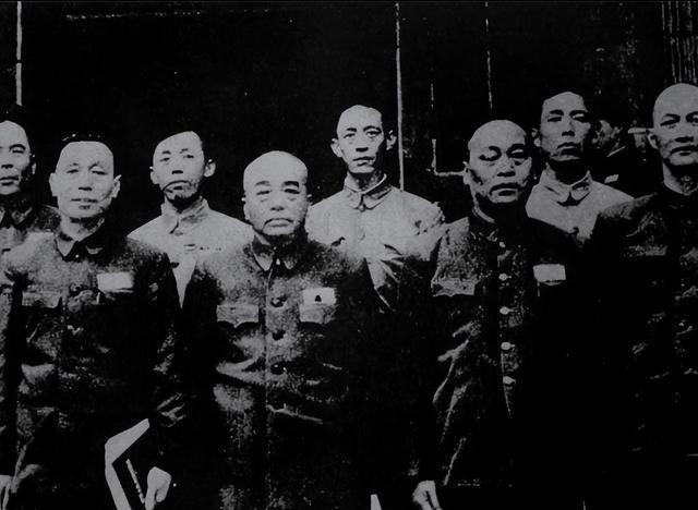 國(guó)慶閱兵總指揮，榮耀與責(zé)任的象征，國(guó)慶閱兵總指揮，榮耀與責(zé)任的象征標(biāo)志